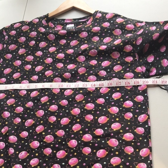 𝅺nwt Super Massive donut galaxy/space novelty print T-shirt M - Picture 5 of 8